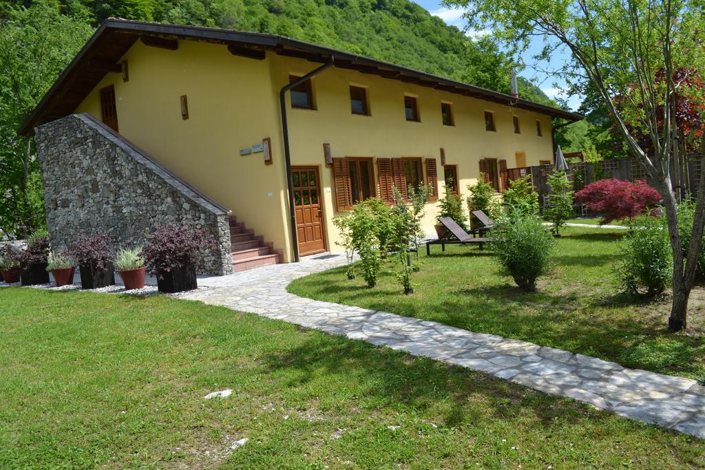 Hotel Pocitniska Hisa Lazar Kobarid Esterno foto
